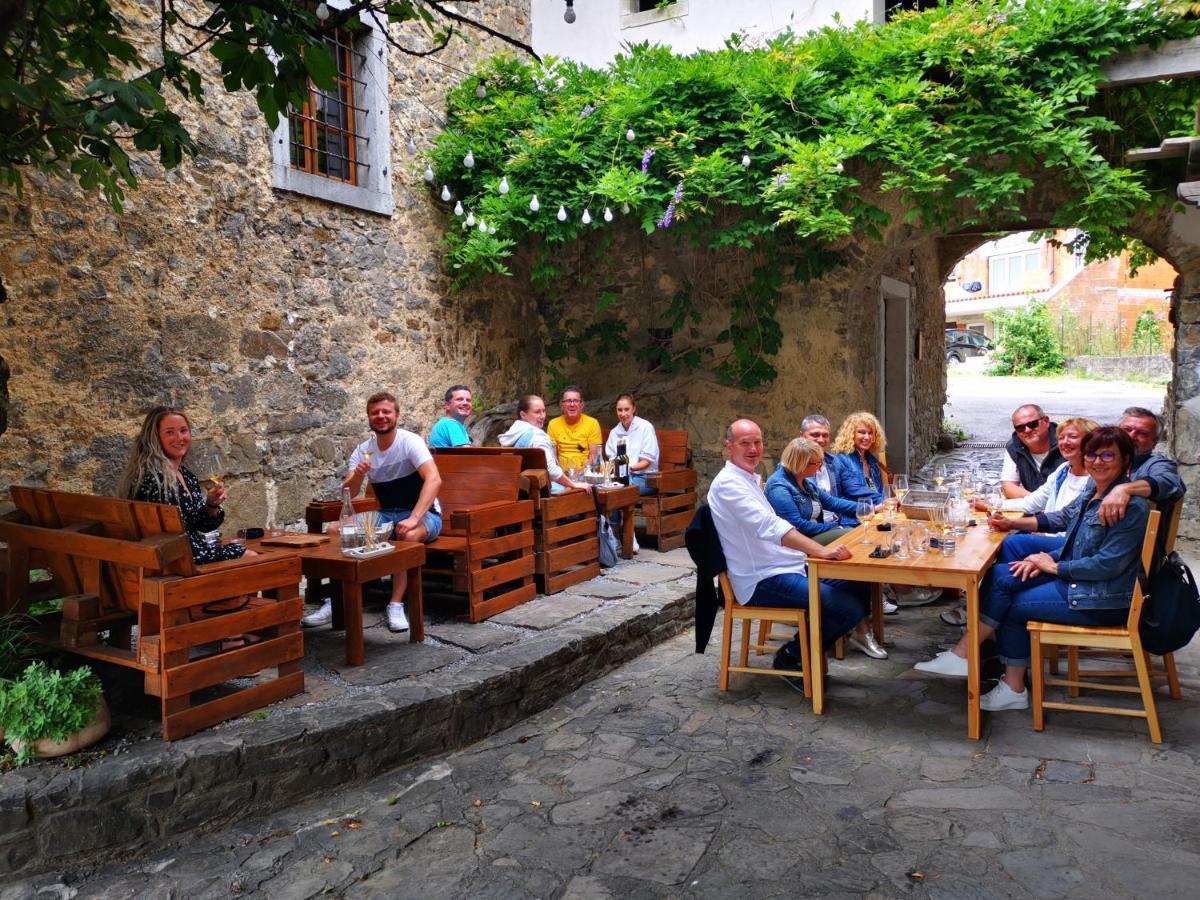 Boutique Rooms & Winery Zorz Випава Екстериор снимка