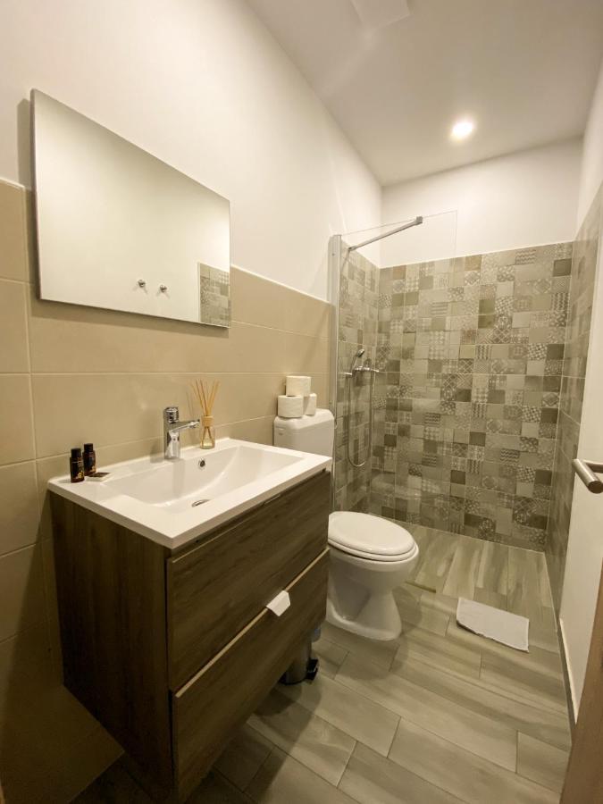 Boutique Rooms & Winery Zorz Випава Екстериор снимка